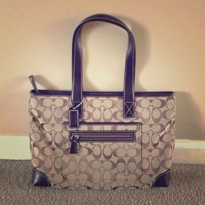 Authentic Signature Coach Tote