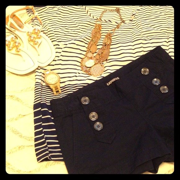 Express shorts