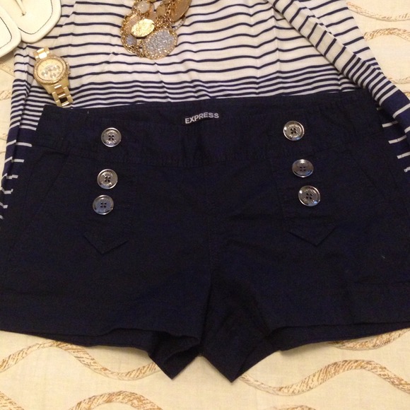 Express shorts - Picture 3 of 3