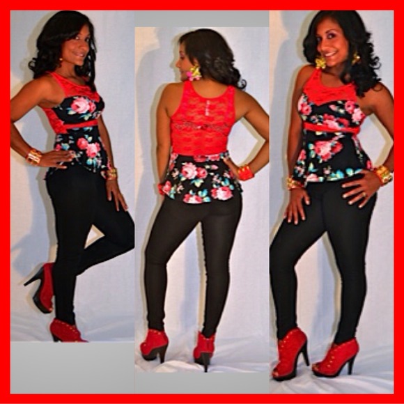 Floral top - Picture 3 of 3