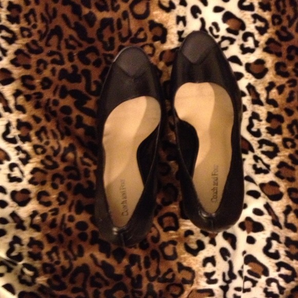 Peep toe heels