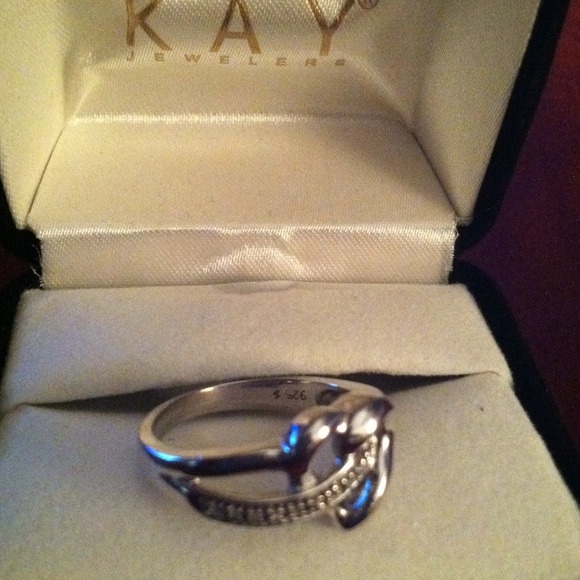 HEART SHAPED SWEETHEART RING - Picture 4 of 4