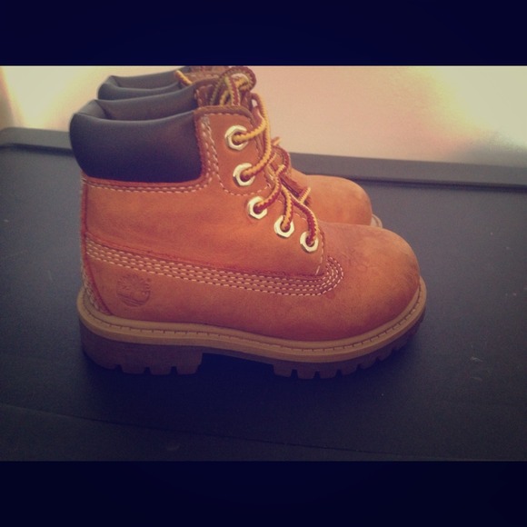 Sold !!!! Toddler timberland boots size 6