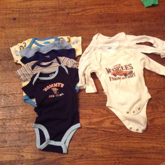SOLD Long sleeve and short sleeve onesies
