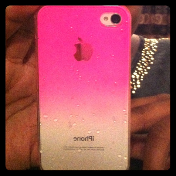 Super cool ombré raindrop phone case!