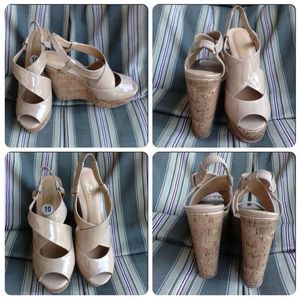 Nude Wedges.