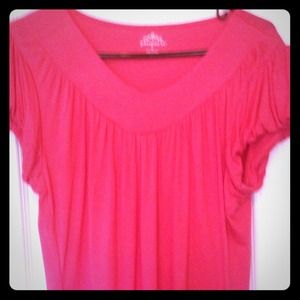 SOLD Cute pink top-sold