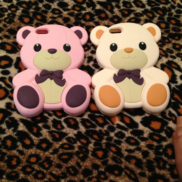 I phone 5 cute bear covers 😊