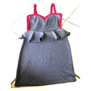 Grey/burgundy dress😏