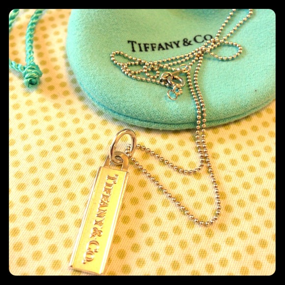 ⛔️SOLD⛔️Tiffany Pendant with Beaded Chain😍