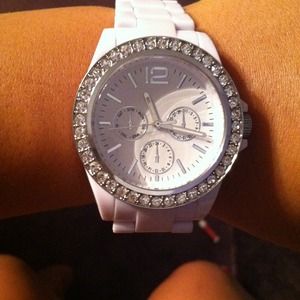 White watch-costume jewelry💎