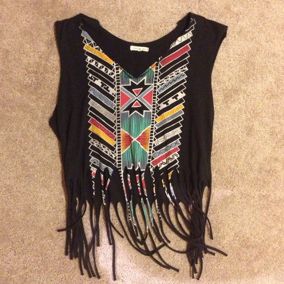 ❌SOLD❌Fringed Aztec Crop Top - Picture 2 of 2