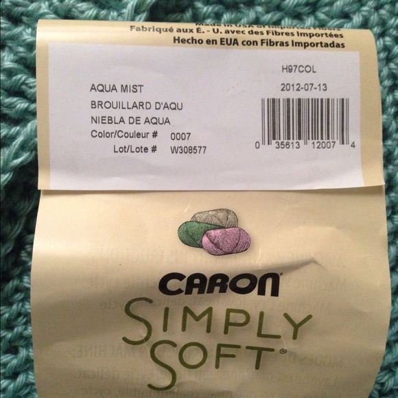 🚫Sold/Traded🚫 Handmade crochet infinity scarf!🚫 - Picture 3 of 3