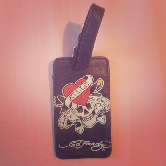Ed hardy luggage tag