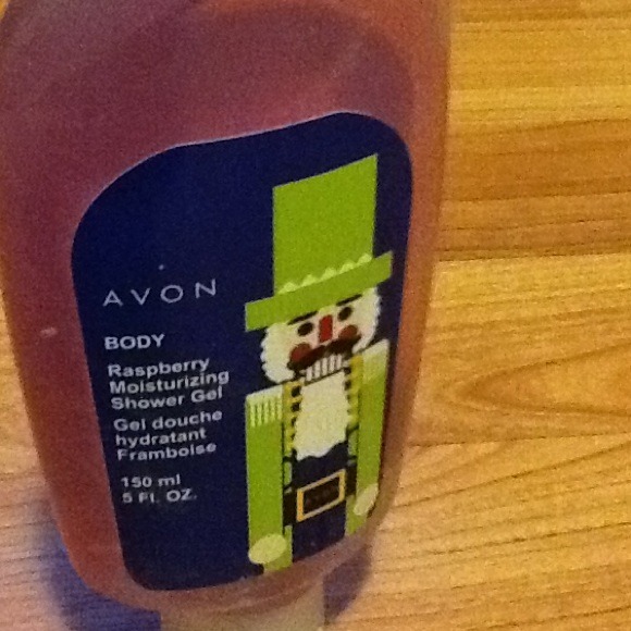 Avon Raspberry Moisturizing Shower Gel - Picture 3 of 3