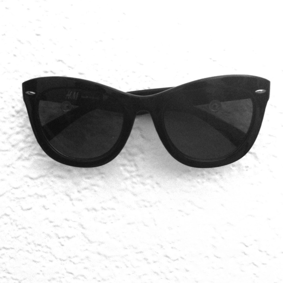 Sassy black sunnies
