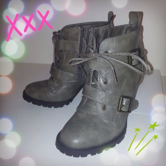 Madden Girl Oxxen Bootie