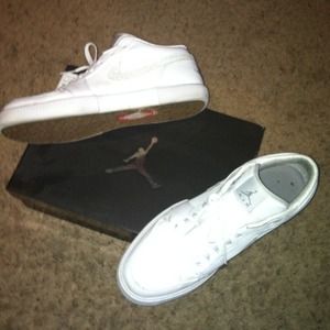Hold !!!Men's Jordan white retro