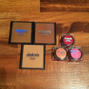 Bronzer and lip gloss!! ***Make an offer***