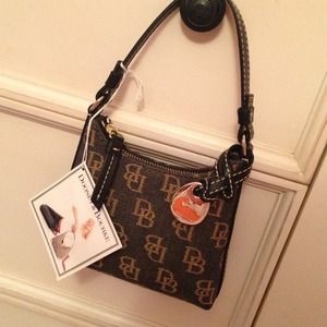 Dooney & Bourke Small Purse