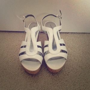 Marc Fisher white patent wedges