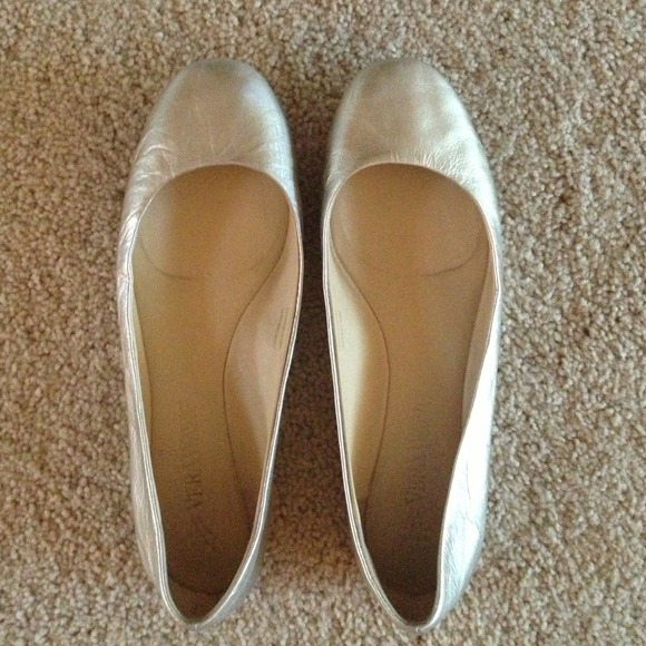 Vera Wang flats