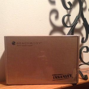 INSANITY 60 Day Workoit Shaun T 10 DVD NIB.