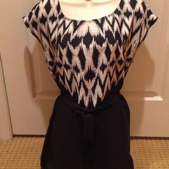 H&m tunic top w belt