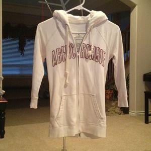 White A&F 3/4 Sleeve Hoodie
