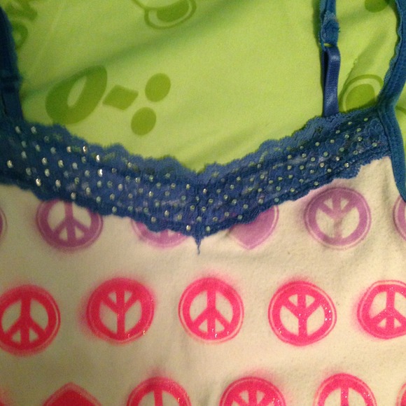 Tank top - Picture 2 of 4