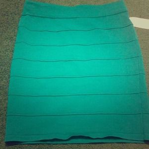 Forever 21 Bodycon Green Skirt M with tags