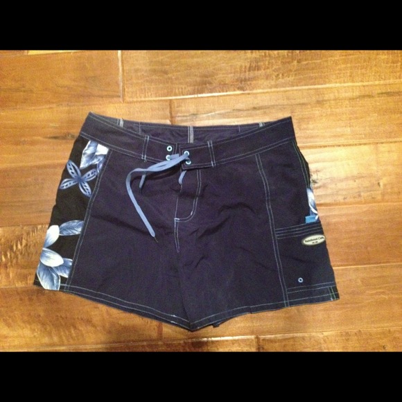 Women's board shorts