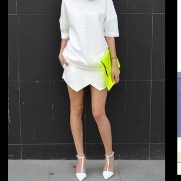 White skort with pockets - Picture 2 of 3