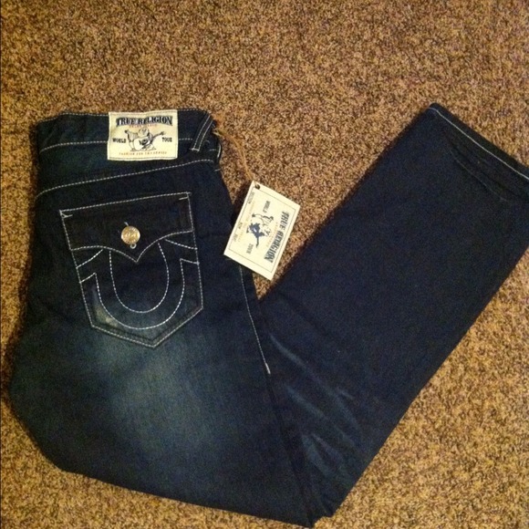 ❌SOLD ❌ Dark colored jeans by True Religion.