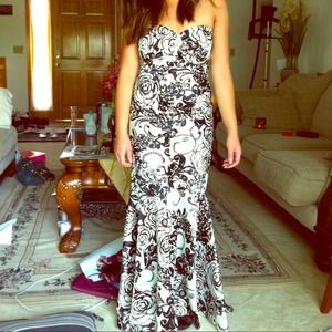 Black/white floral gown