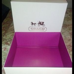 Large Coach Gift Box