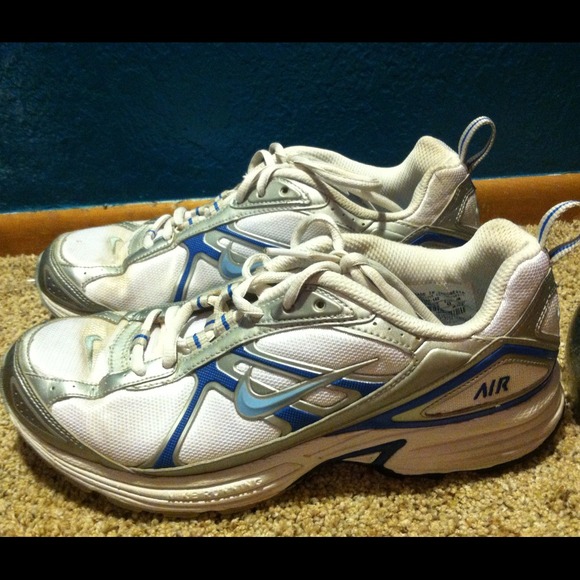Nike air running shoes!!! Blue and white!