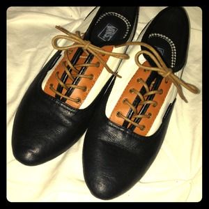 REDUCED Retro Women's Vans