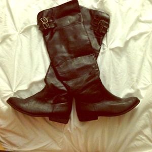 Knee high black boots RESERVED
