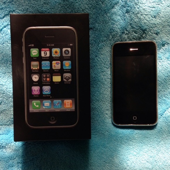 Apple Accessories - Black iPhone 3G