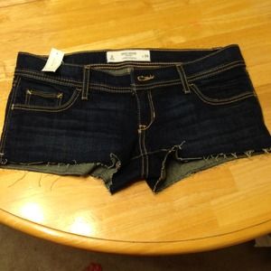 Gilly Hicks waist 26 size 2