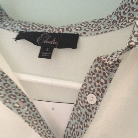 Elodie - High-low leopard sheer blouse - Picture 4 of 6