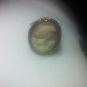 Size medium ring