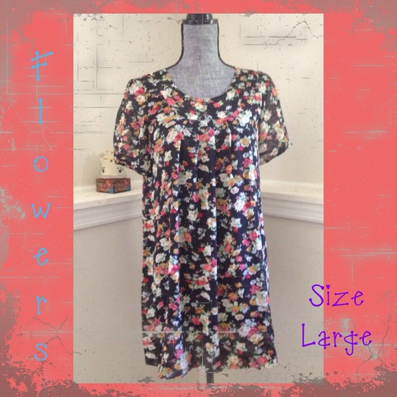 twenty one Dresses & Skirts - Flowery Babydoll dress