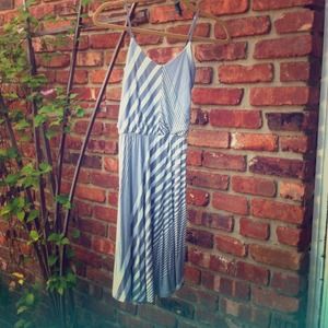 Grey and white dress TAKE AN ADDITIONAL 50% OFF!!