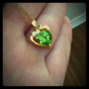 Beautiful Peridot and Gold Pendant