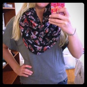 ❌✔SOLD! Charlotte Russe floral infinity scarf