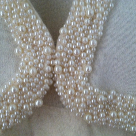 Beautiful pearl enhanced cardigan. - Picture 3 of 3