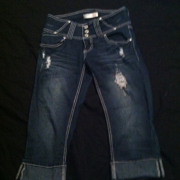 SOLD IN BUNDLE @marriedwchild