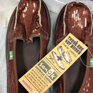 Sanuk size 8.  NWT